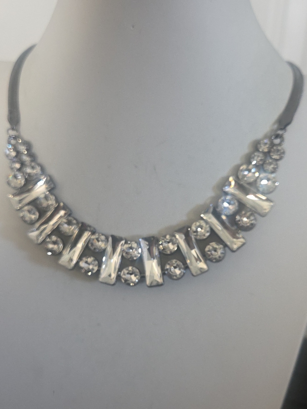 Paparazzi Adorably Assertive Black Necklace NWT